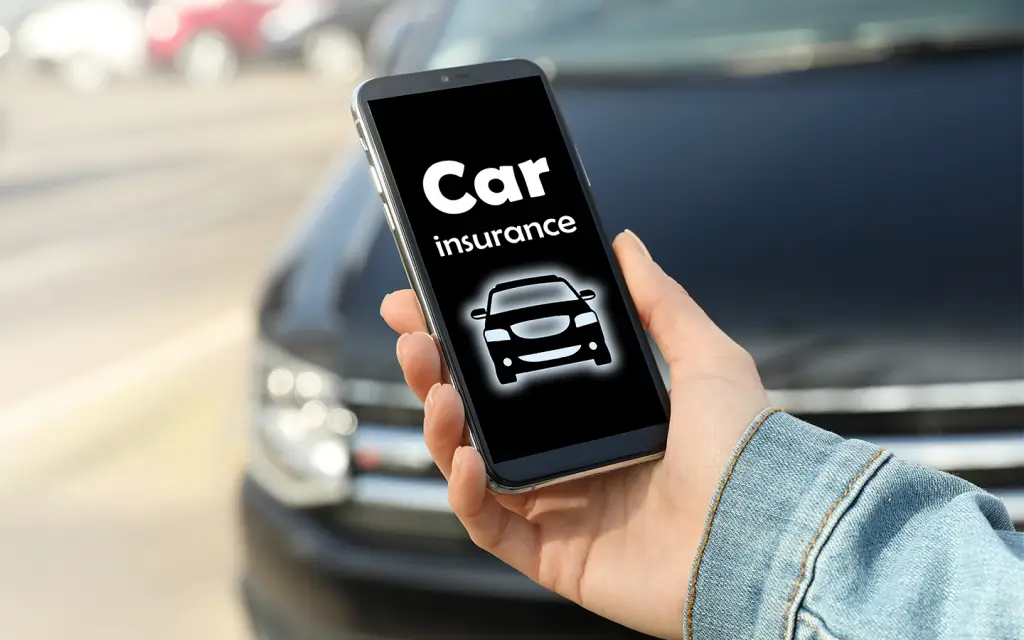 Is Buying Car Insurance Online Safe for UAE Drivers?